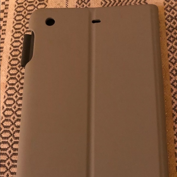 Logitech Ultrathin Keyboard Folio for iPad mini - Picture 5 of 9